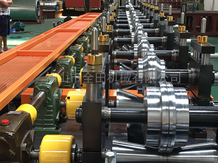 数控方通机 数控方通机