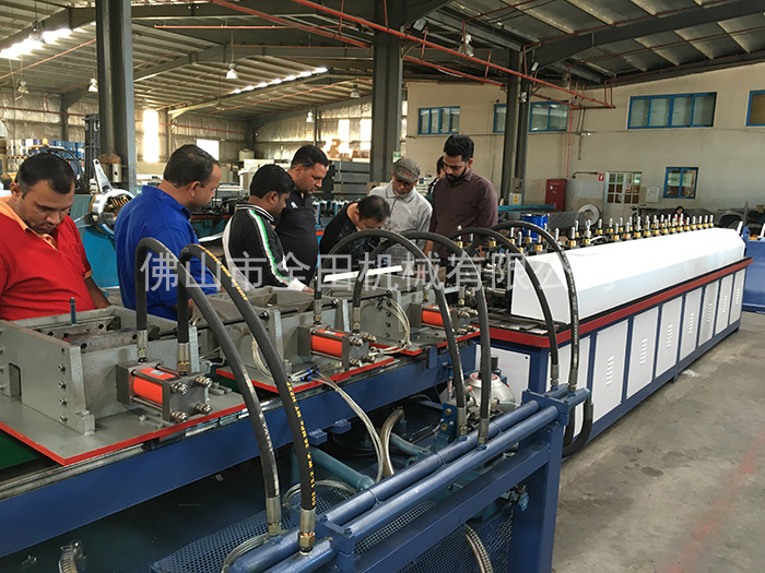 龙骨机价格 龙骨机价格