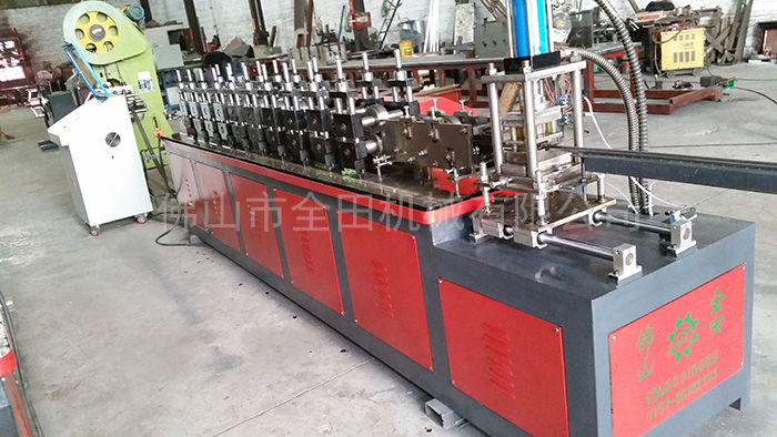 轻钢龙骨机 轻钢龙骨机